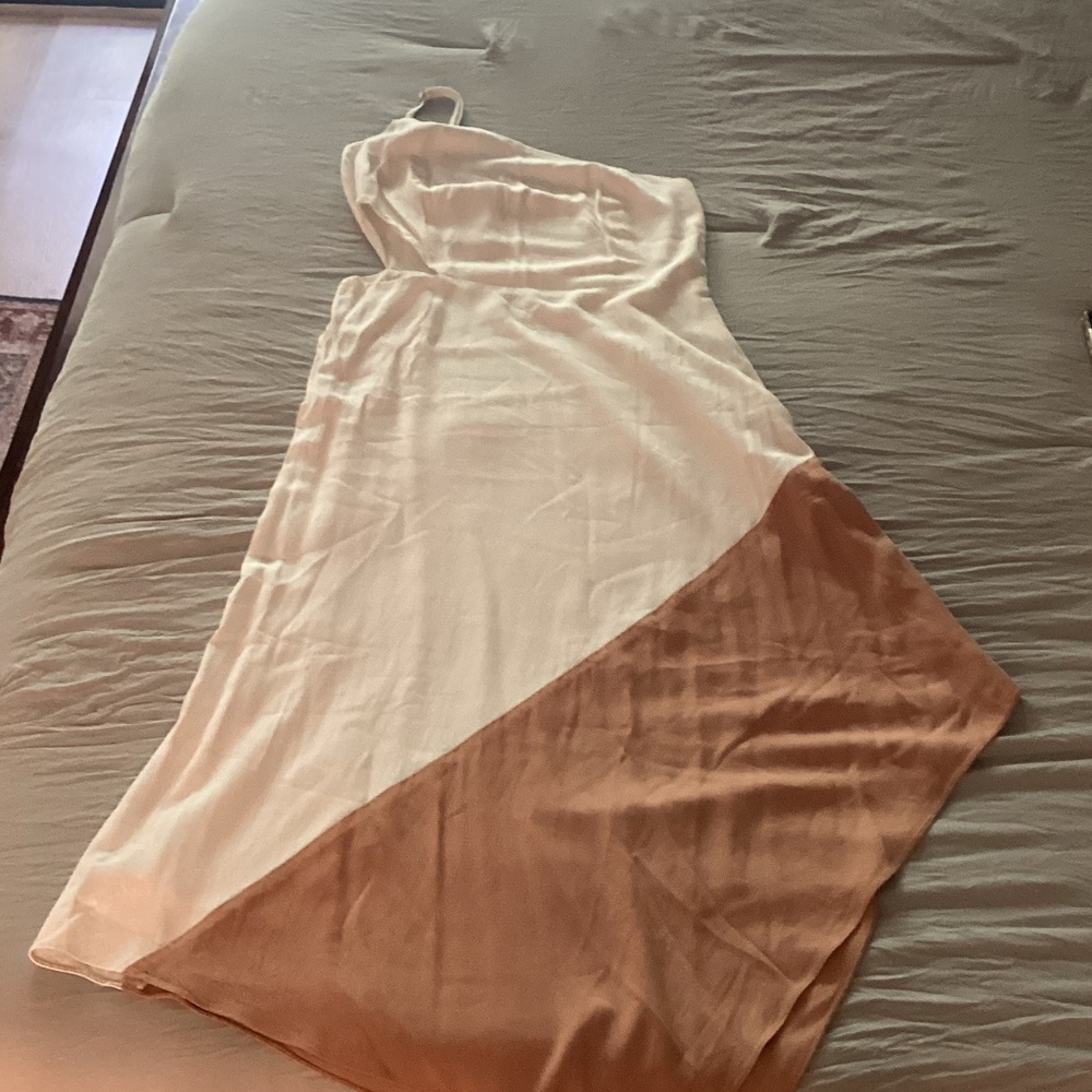 Elegant Two-Tone Dress